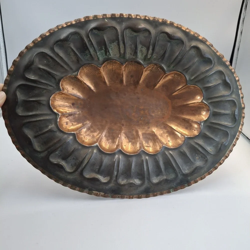 Vintage Italian Copper Footed‎ Tray Scalloped Fluted Oval Serving Platter Italy